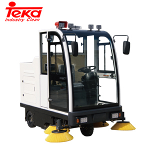 全封閉駕（jià）駛式掃地機2108D